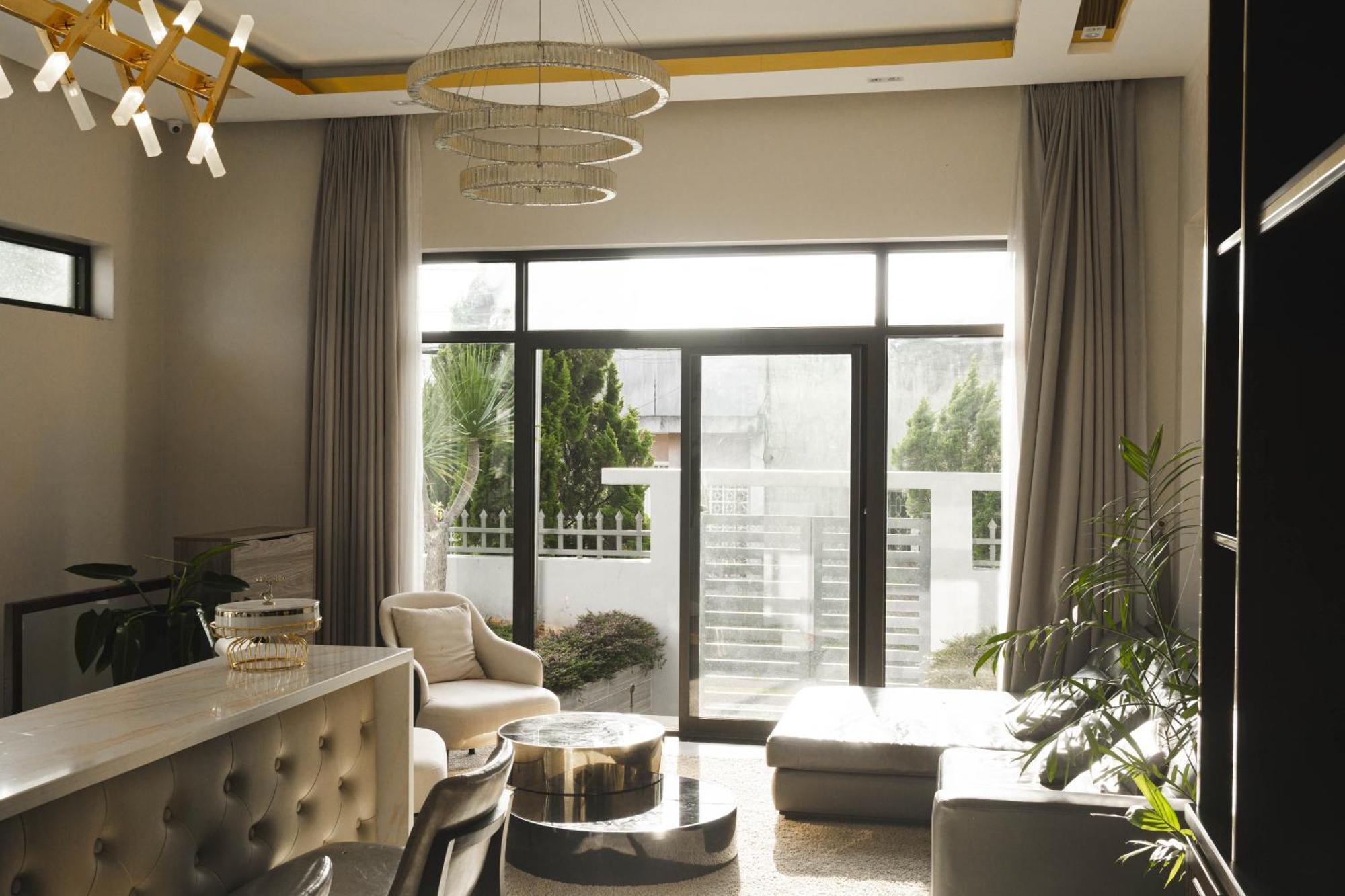 فندق Shalom House _ باو لوك المظهر الخارجي الصورة